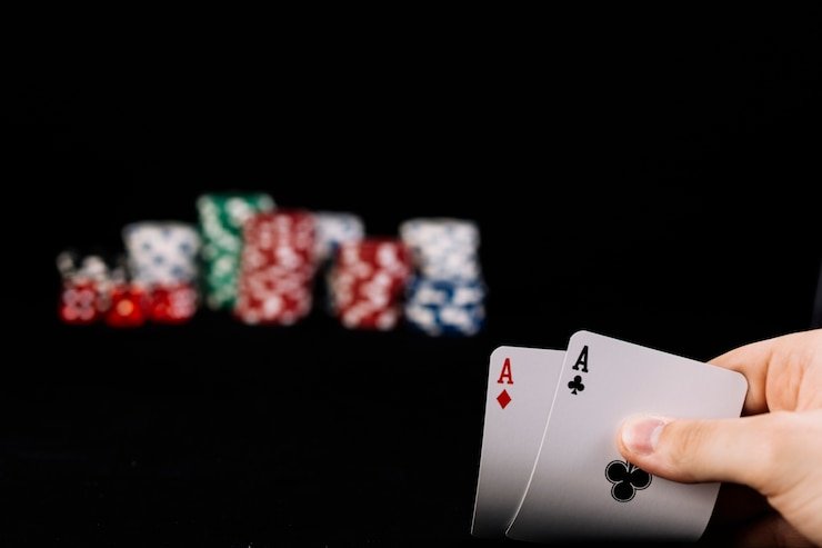 Studio live-dealer Pragmatic Play dengan dealer profesional dan antarmuka mobile responsif